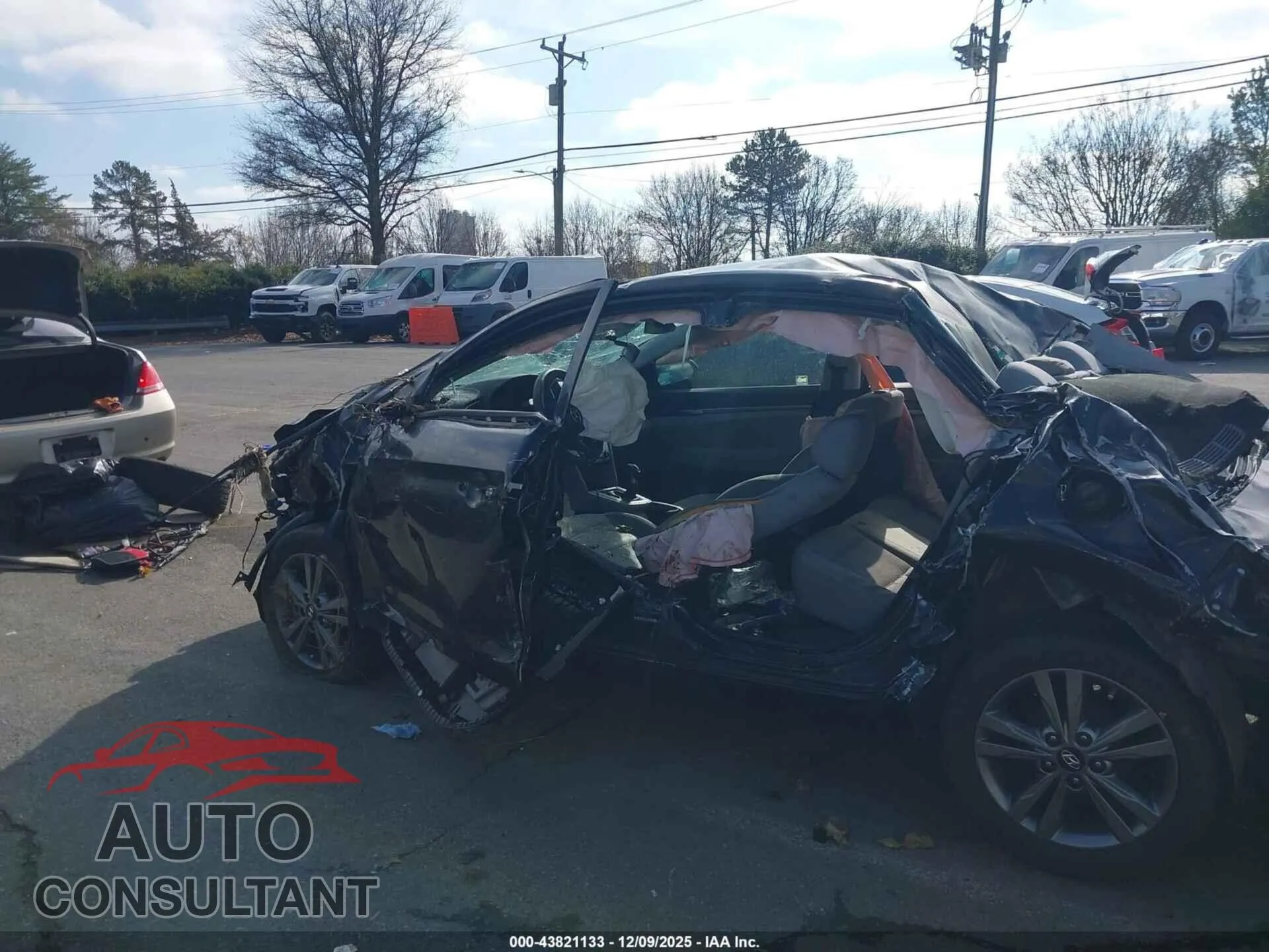 2017 HYUNDAI ELANTRA Damaged VIN 5NPD84LF8HH020173 – photo 14