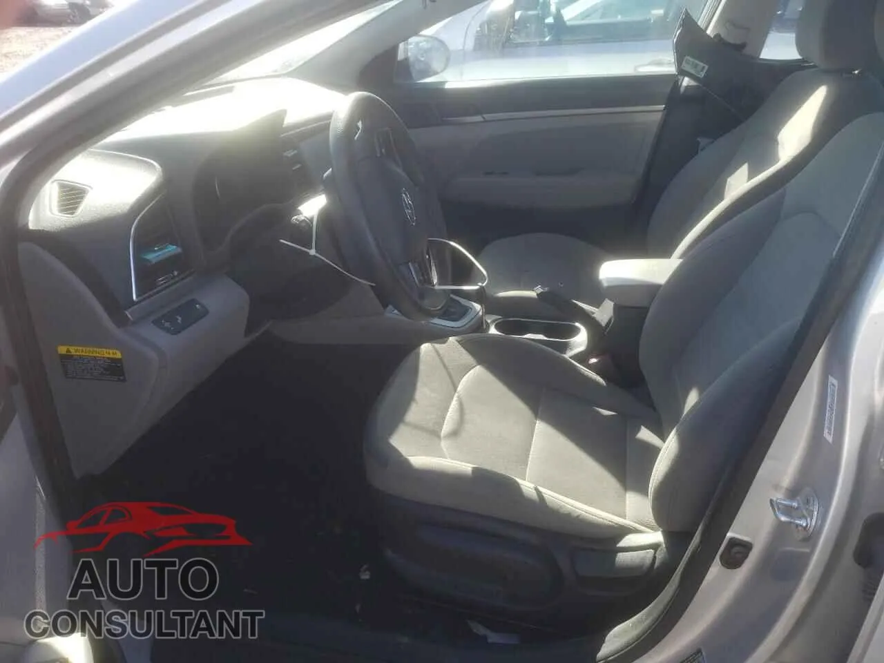 2018 HYUNDAI ELANTRA Damaged VIN 5NPD84LFXJH334039 – exterior detail 2018 HYUNDAI ELANTRA Damaged VIN 5NPD84LFXJH334039 – exterior detail
