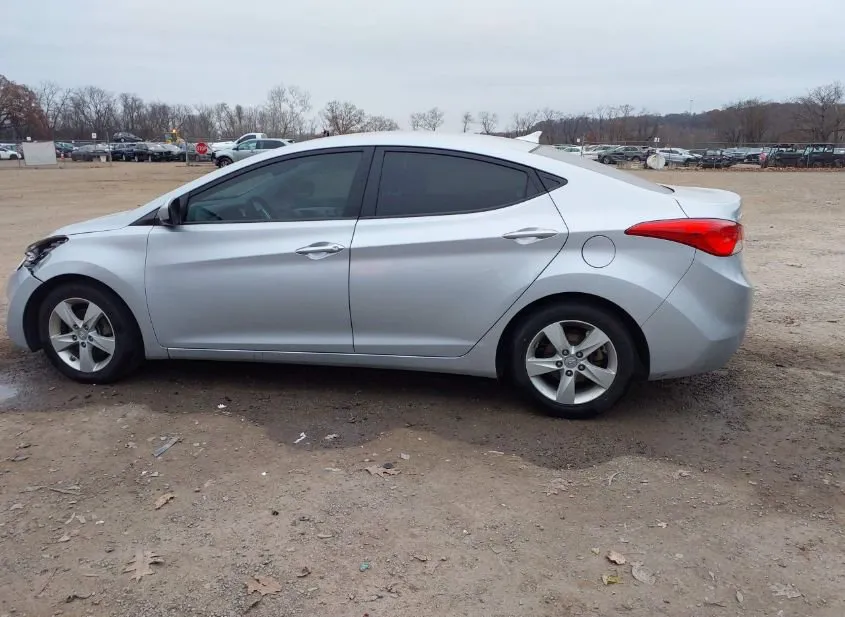 2012 HYUNDAI Elantra Used VIN 5NPDH4AE4CH137235 – undercarriage