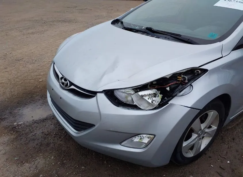 2012 HYUNDAI Elantra Used VIN 5NPDH4AE4CH137235 – photo 12