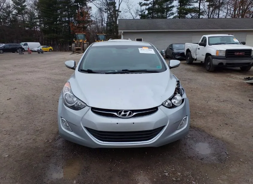 2012 HYUNDAI Elantra Used VIN 5NPDH4AE4CH137235 – photo 17