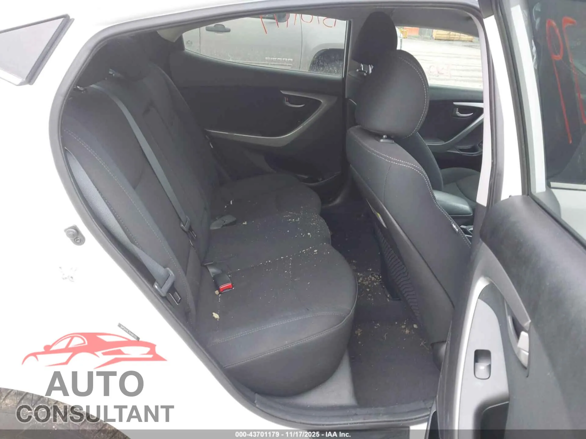 2016 HYUNDAI ELANTRA Damaged VIN 5NPDH4AE4GH681210 – undercarriage