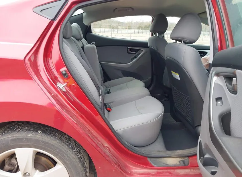 2013 HYUNDAI Elantra Used VIN 5NPDH4AE6DH402853 – interior seats