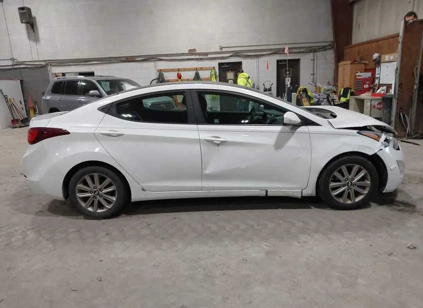 2015 HYUNDAI Elantra Used VIN 5NPDH4AE7FH559035 – exterior detail