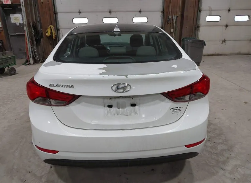 2015 HYUNDAI Elantra Used VIN 5NPDH4AE7FH559035 – photo 13