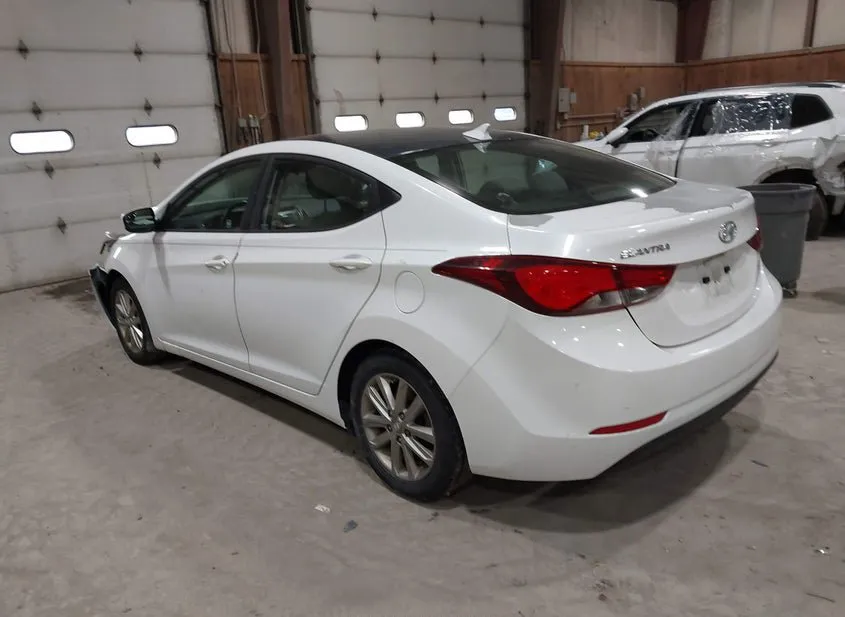 2015 HYUNDAI Elantra Used VIN 5NPDH4AE7FH559035 – photo 18