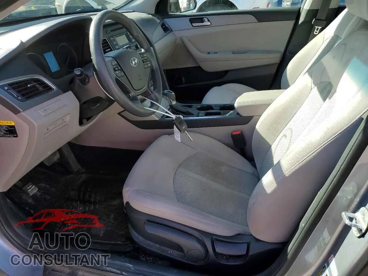 2017 HYUNDAI SONATA Damaged VIN 5NPE24AF0HH587647 – exterior detail