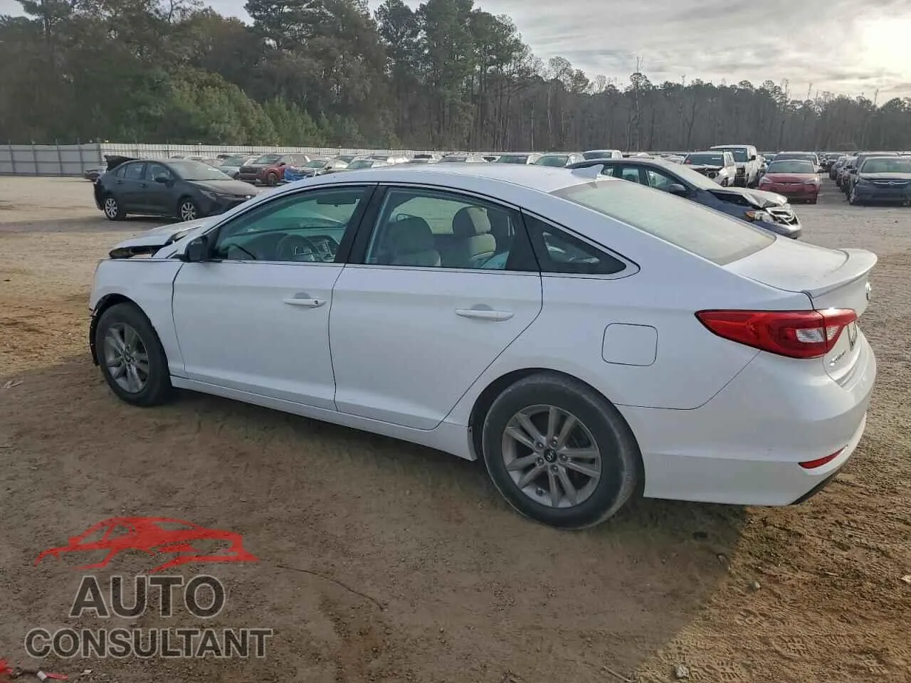 2015 HYUNDAI SONATA Damaged VIN 5NPE24AF5FH194899 – rear exterior