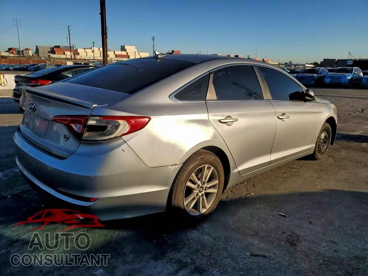 2015 HYUNDAI SONATA Damaged VIN 5NPE24AF8FH063014 – side profile