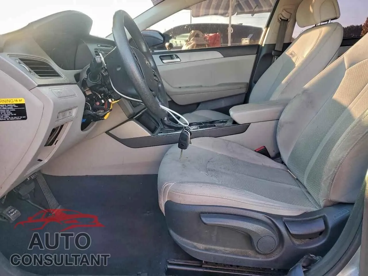 2015 HYUNDAI SONATA Damaged VIN 5NPE24AF8FH063014 – exterior detail