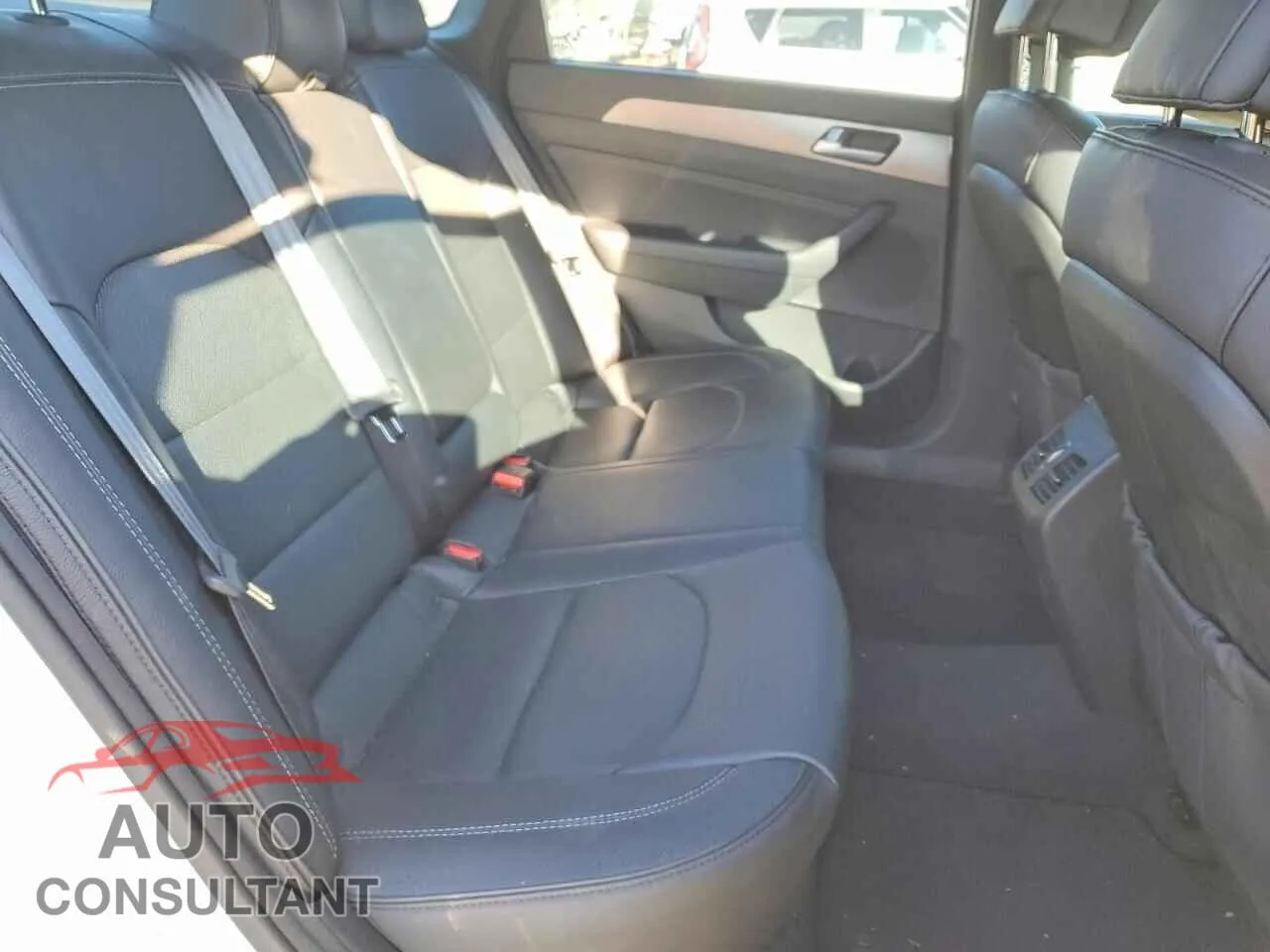 2015 HYUNDAI SONATA Damaged VIN 5NPE34AB9FH084481 – odometer reading