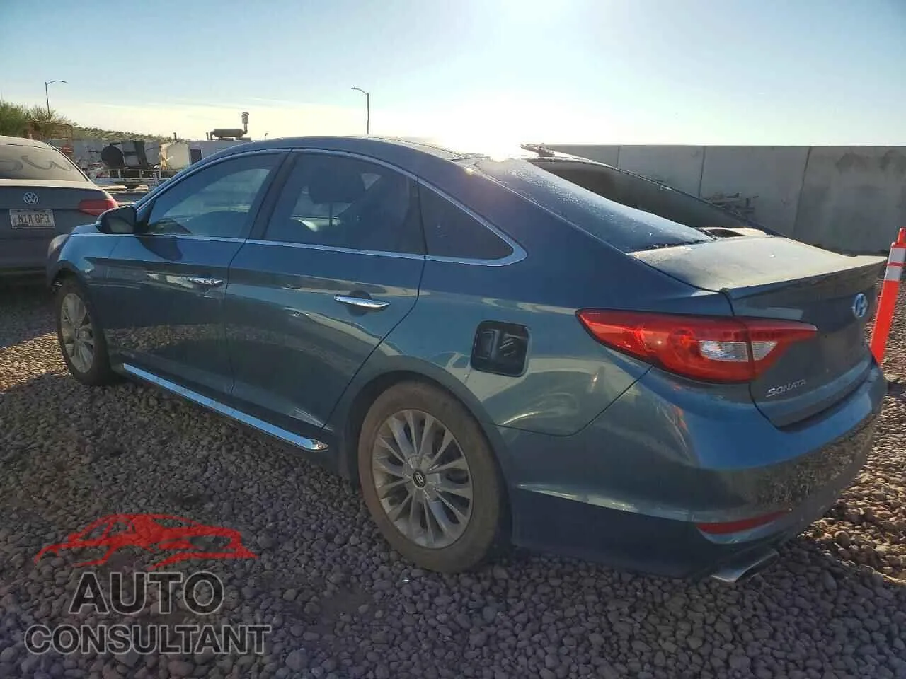 2015 HYUNDAI SONATA Damaged VIN 5NPE34AF1FH103673 – rear exterior