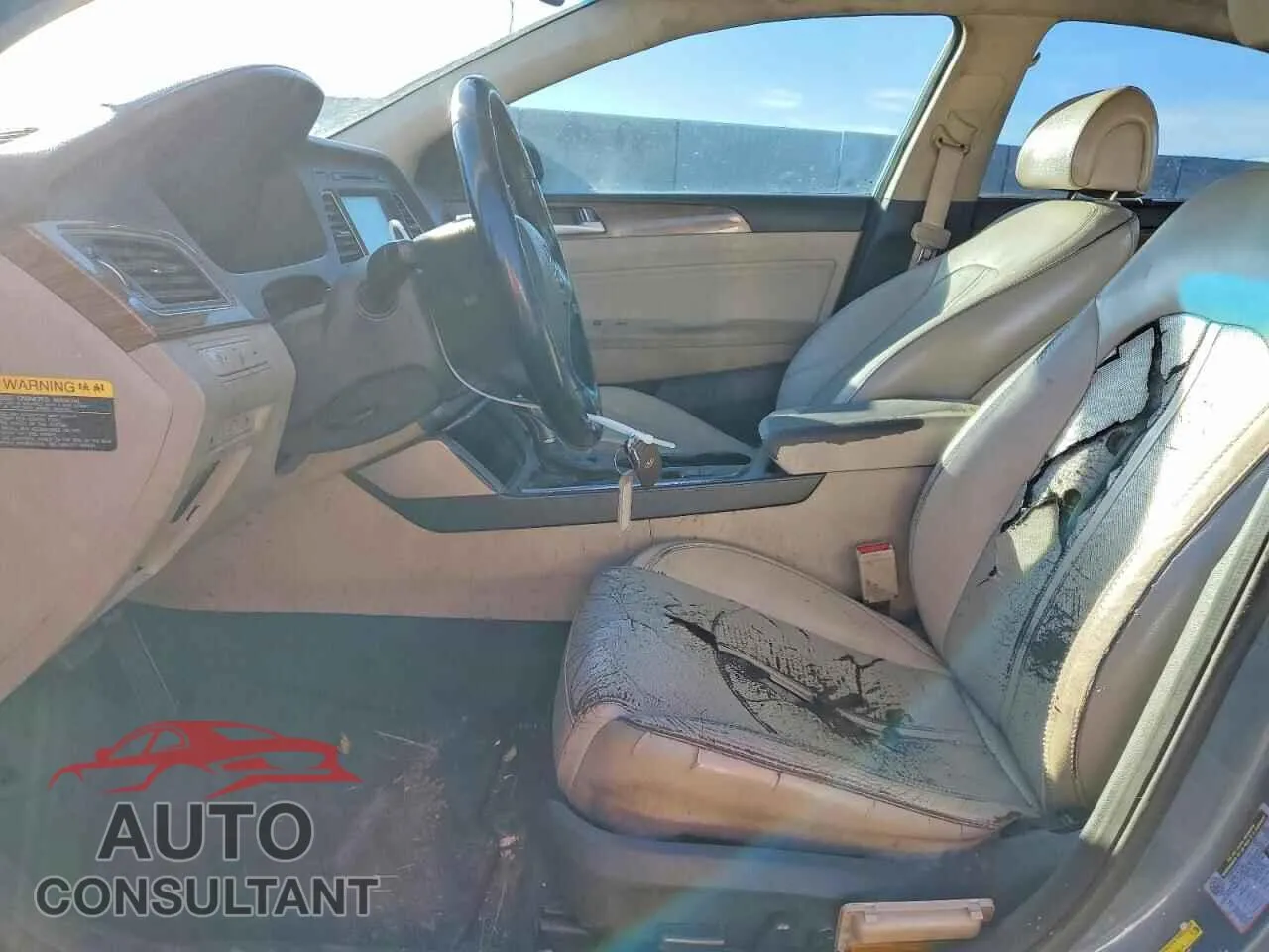 2015 HYUNDAI SONATA Damaged VIN 5NPE34AF1FH103673 – exterior detail