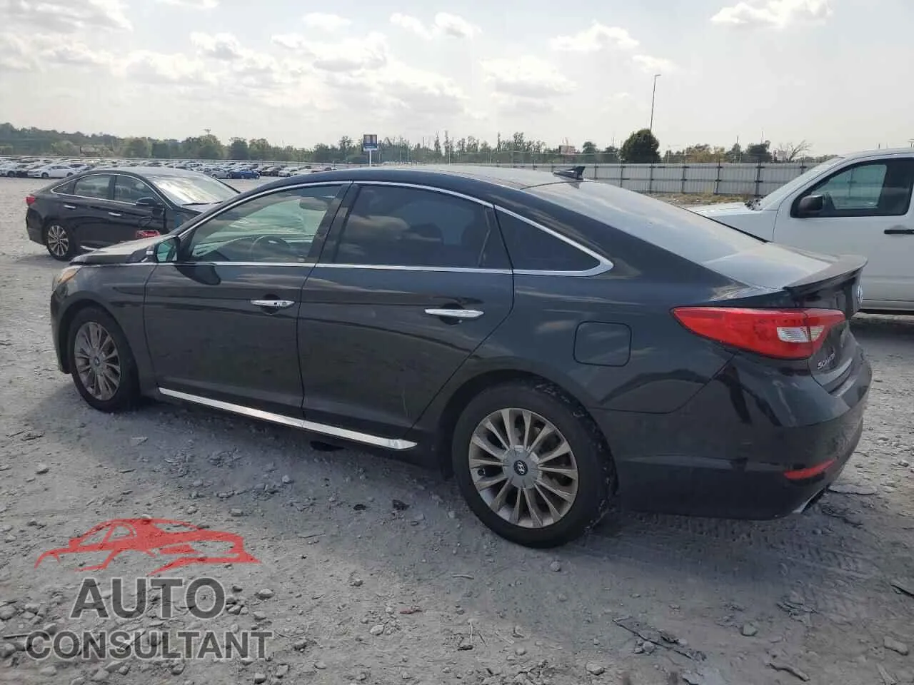 2015 HYUNDAI SONATA Damaged VIN 5NPE34AF3FH255034 – rear exterior