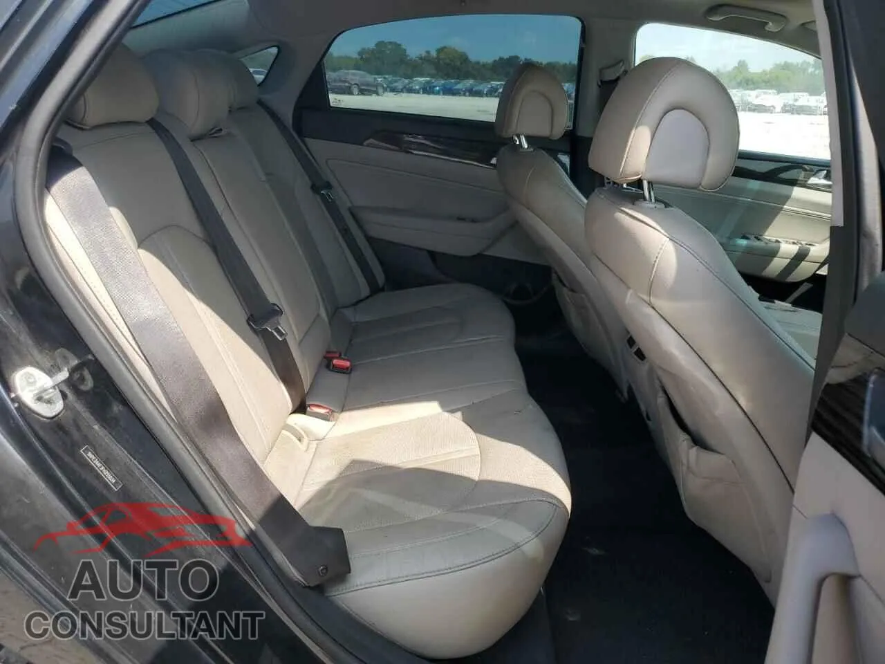 2015 HYUNDAI SONATA Damaged VIN 5NPE34AF3FH255034 – odometer reading