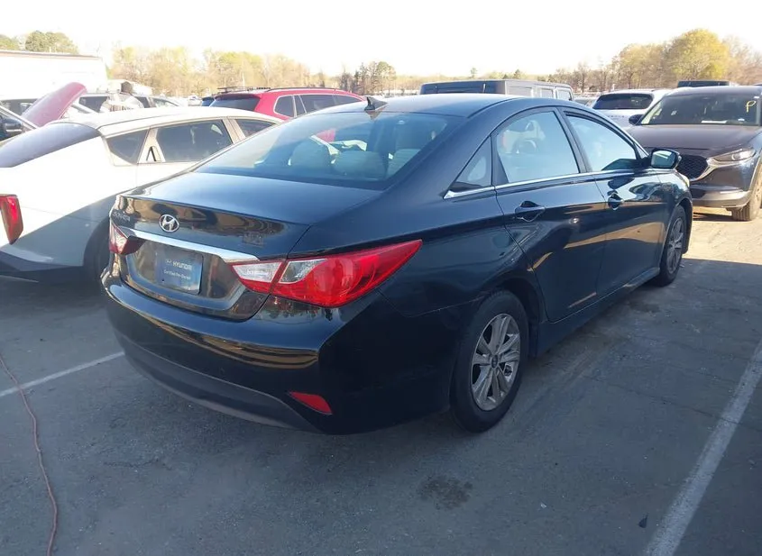 2014 HYUNDAI Sonata Used VIN 5NPEB4AC3EH863269 – photo 12
