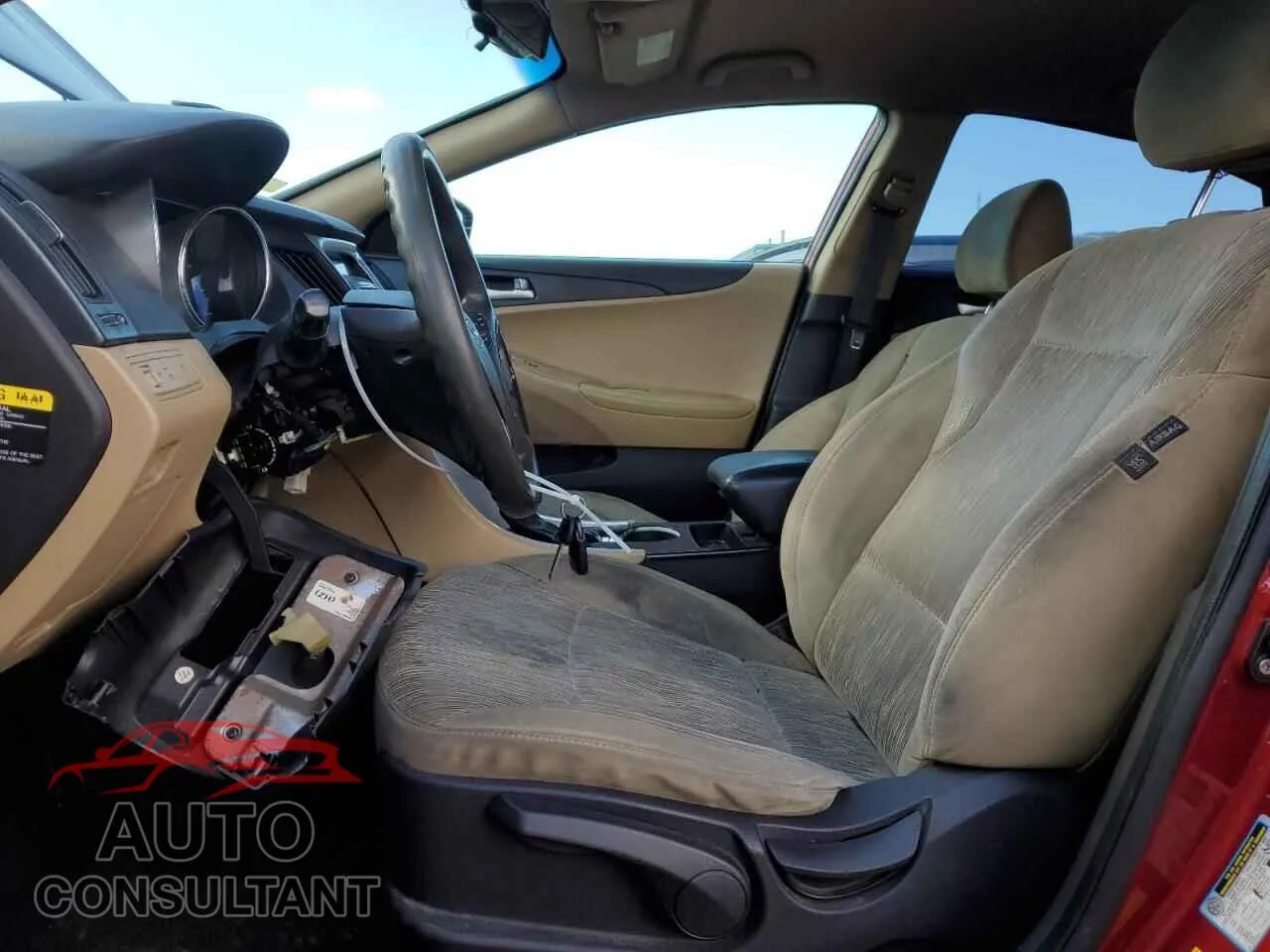 2012 HYUNDAI SONATA Damaged VIN 5NPEB4AC6CH329051 – exterior detail