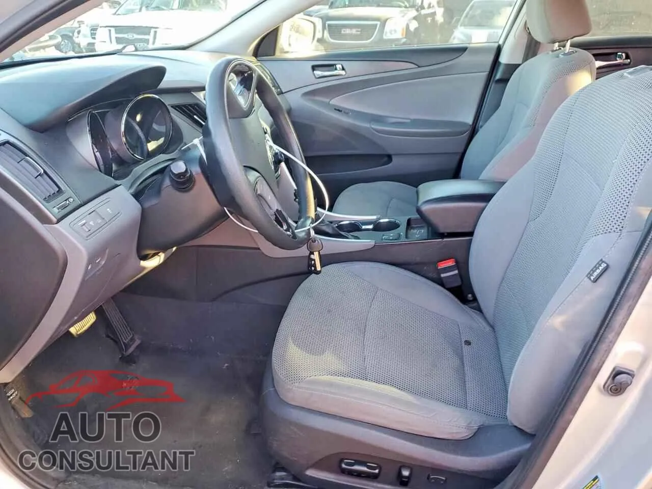 2013 HYUNDAI SONATA Damaged VIN 5NPEB4AC6DH738765 – exterior detail