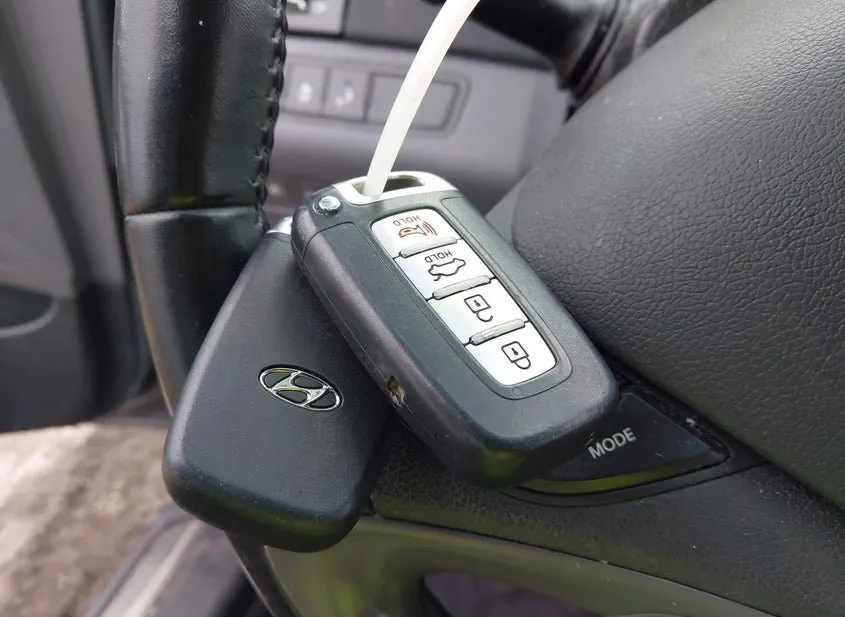 2014 HYUNDAI Sonata Used VIN 5NPEC4AC1EH908867 – odometer reading