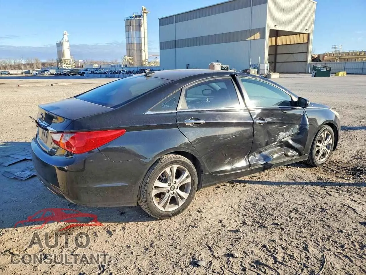 2011 HYUNDAI SONATA Damaged VIN 5NPEC4AC2BH005834 – side profile