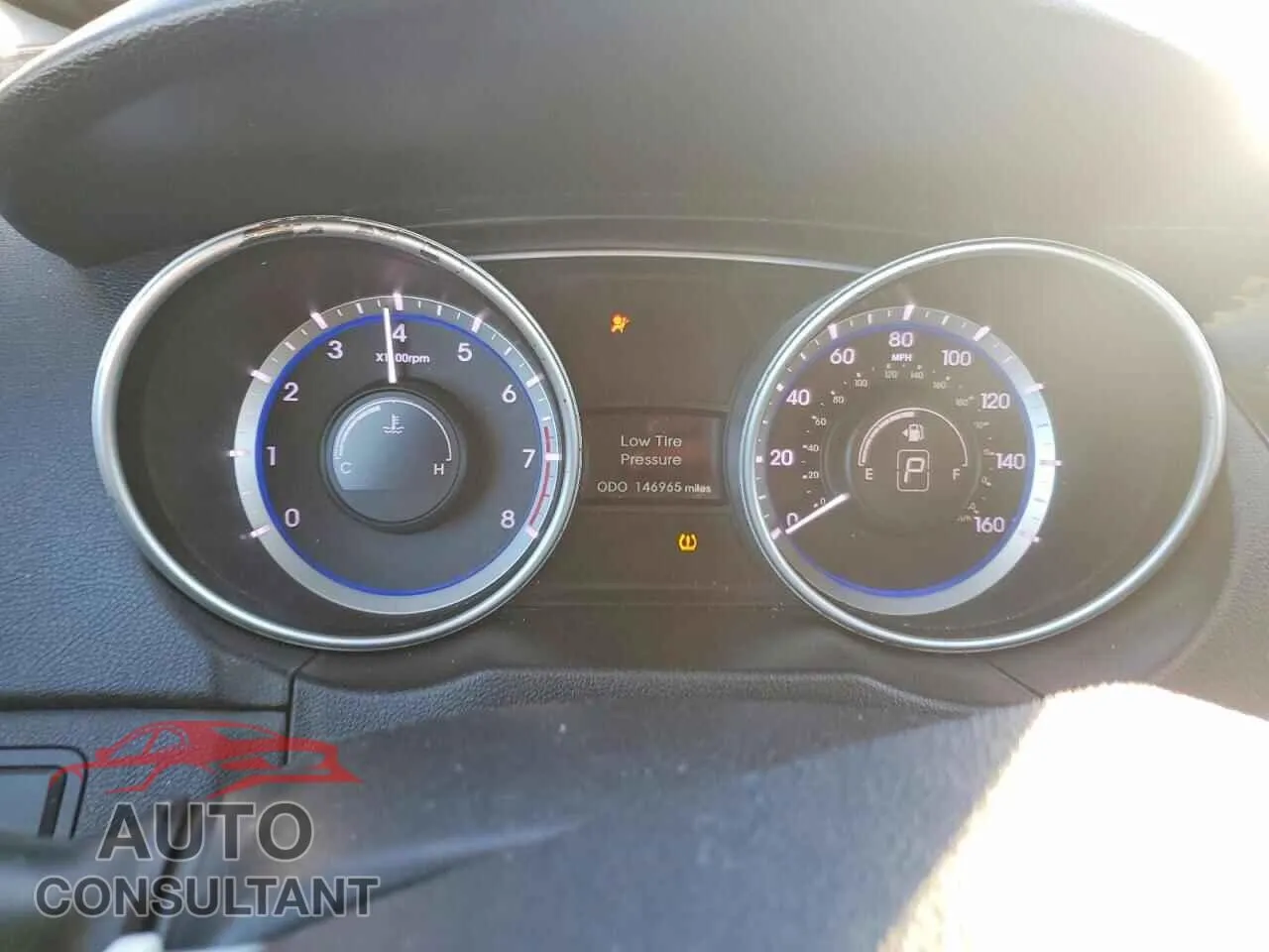 2011 HYUNDAI SONATA Damaged VIN 5NPEC4AC2BH005834 – trunk area