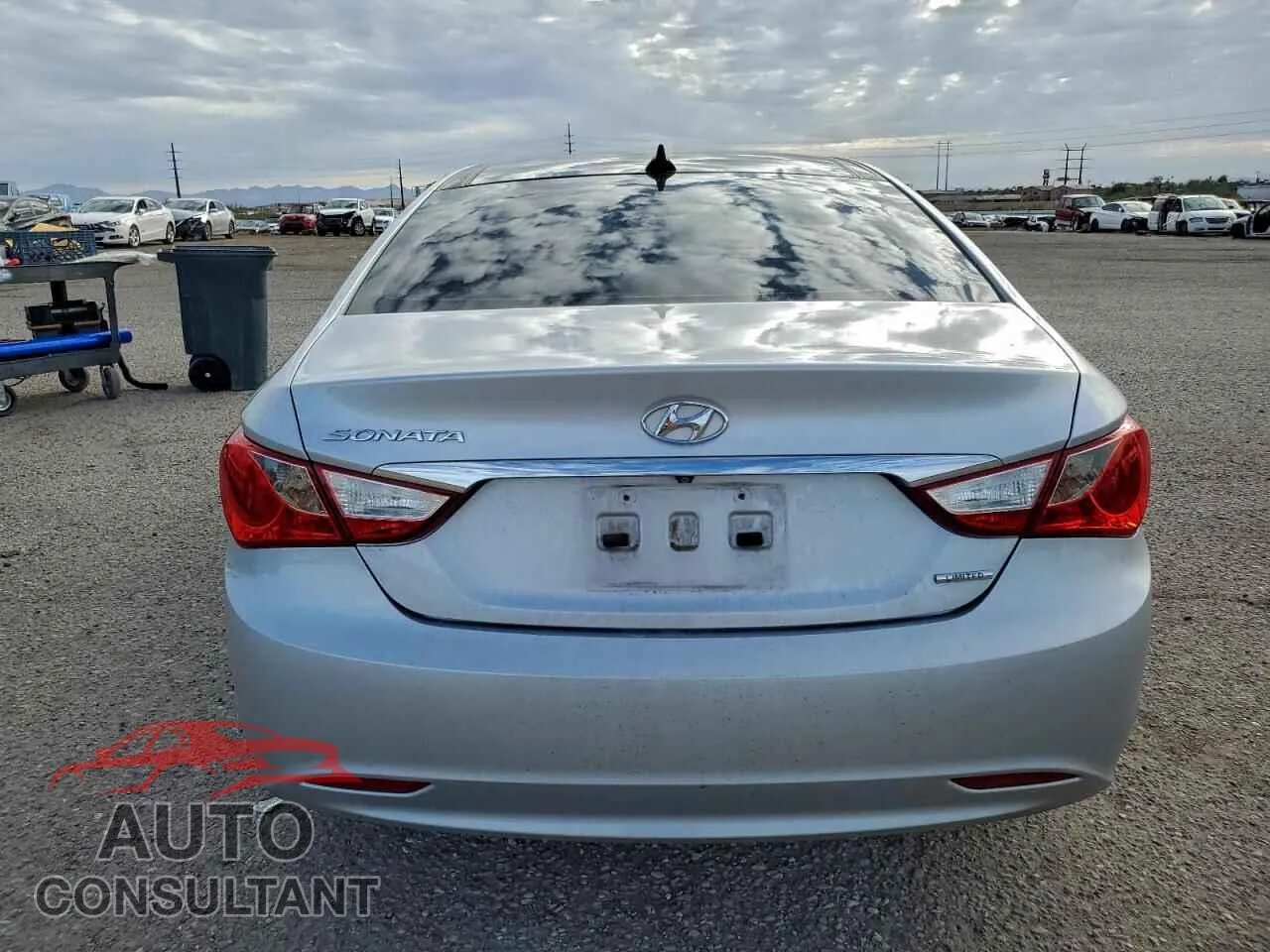 2013 HYUNDAI SONATA Damaged VIN 5NPEC4AC5DH781720 – engine bay