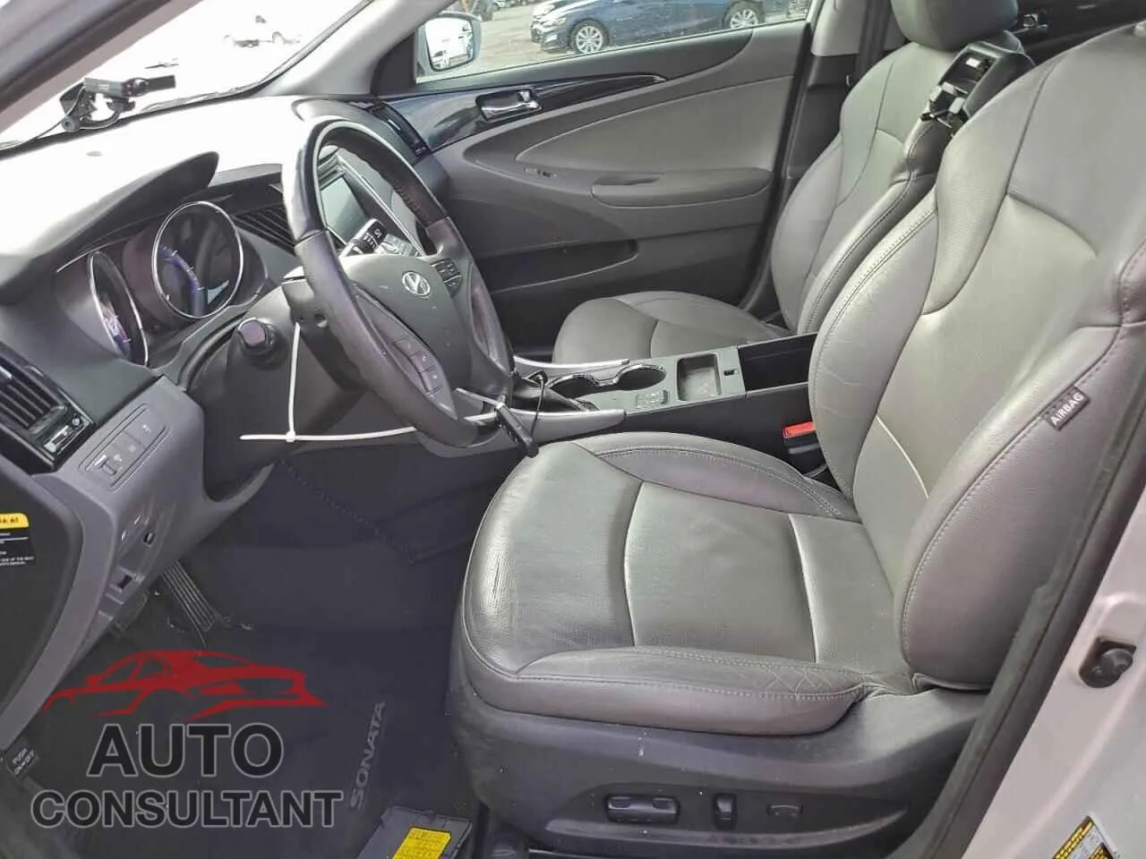 2013 HYUNDAI SONATA Damaged VIN 5NPEC4AC5DH781720 – exterior detail