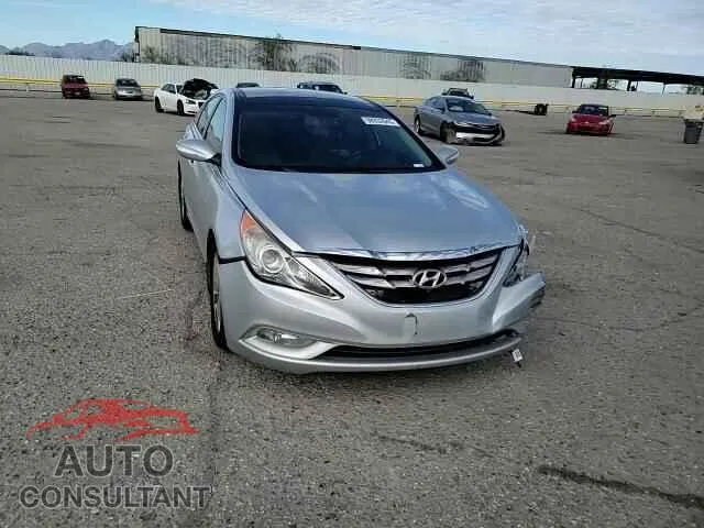 2013 HYUNDAI SONATA Damaged VIN 5NPEC4AC5DH781720 – photo 13