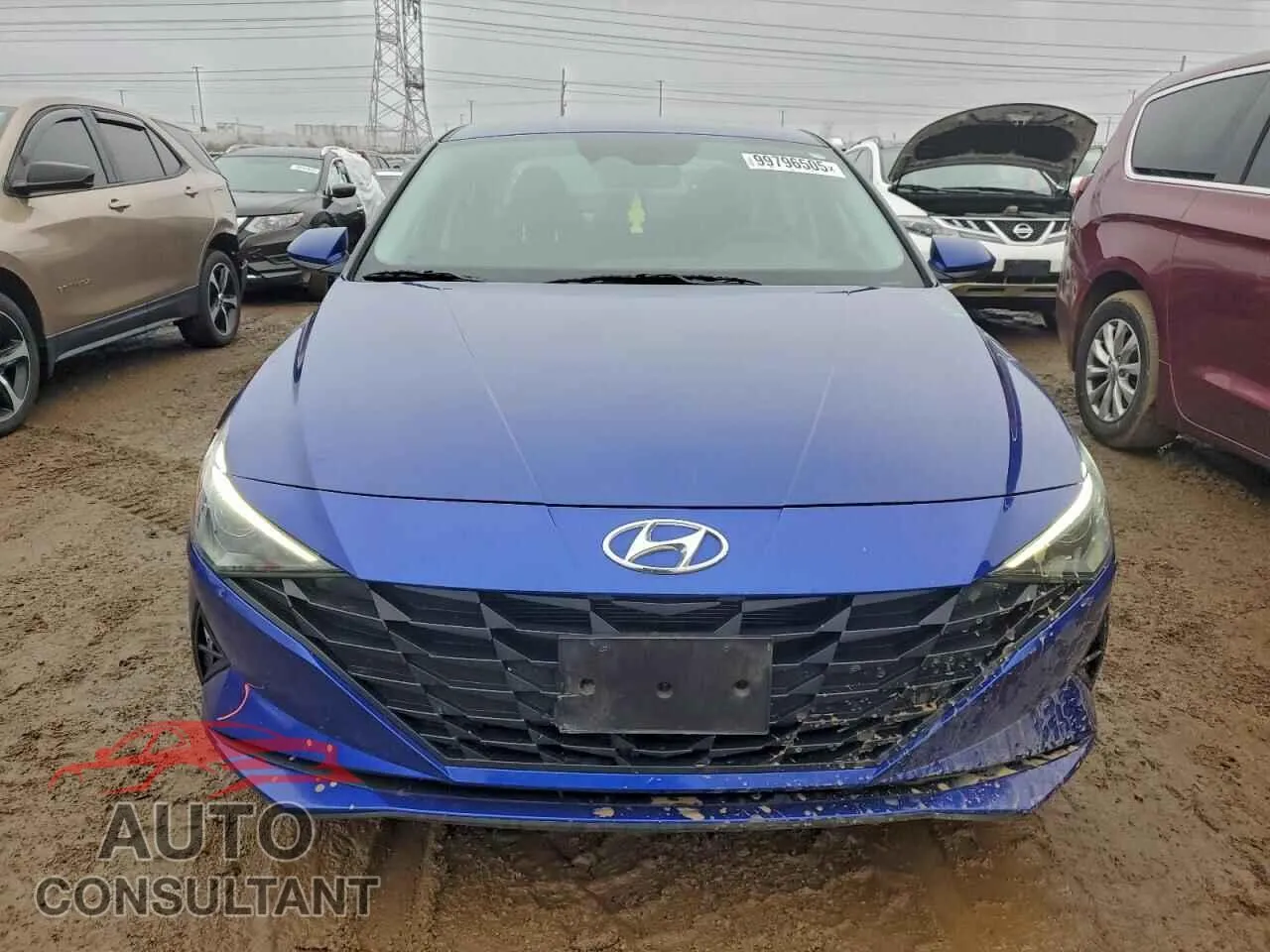 2023 HYUNDAI ELANTRA Damaged VIN 5NPLM4AG1PH088901 – interior seats