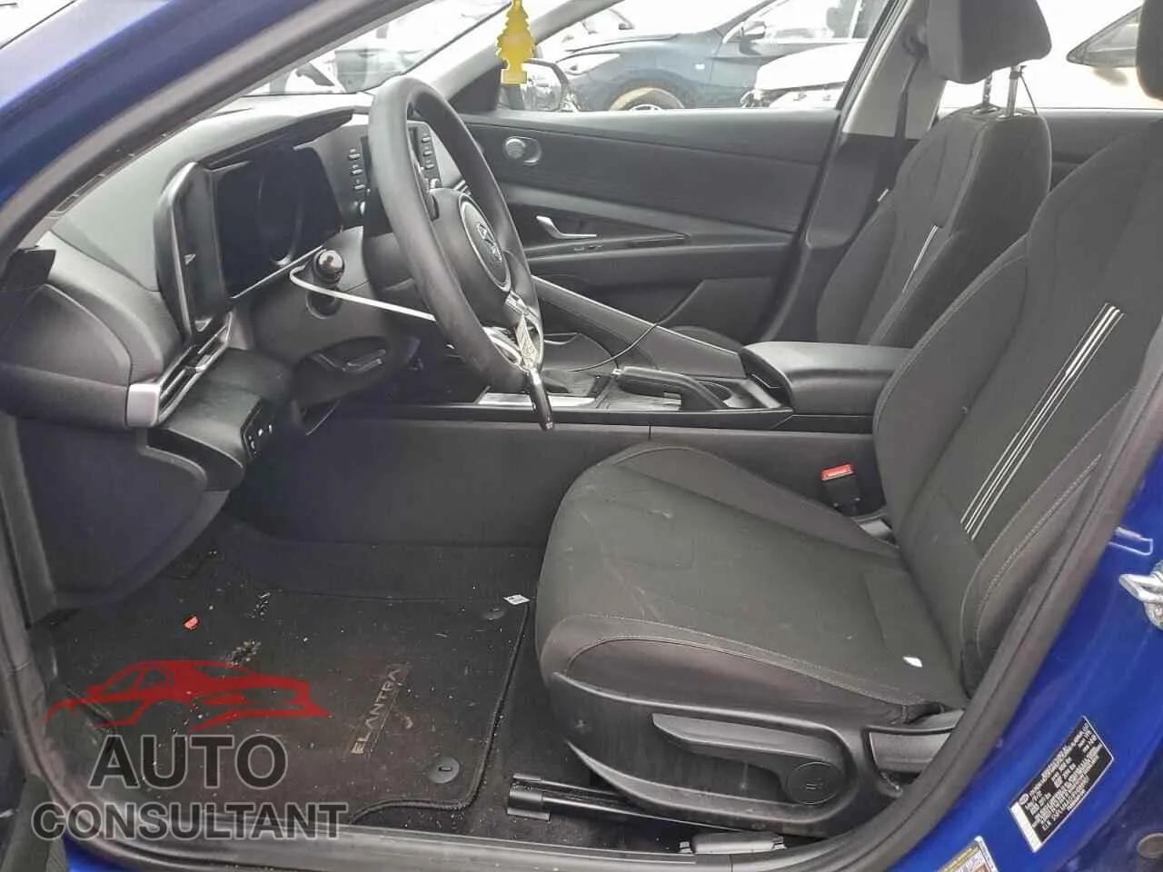 2023 HYUNDAI ELANTRA Damaged VIN 5NPLM4AG1PH088901 – exterior detail