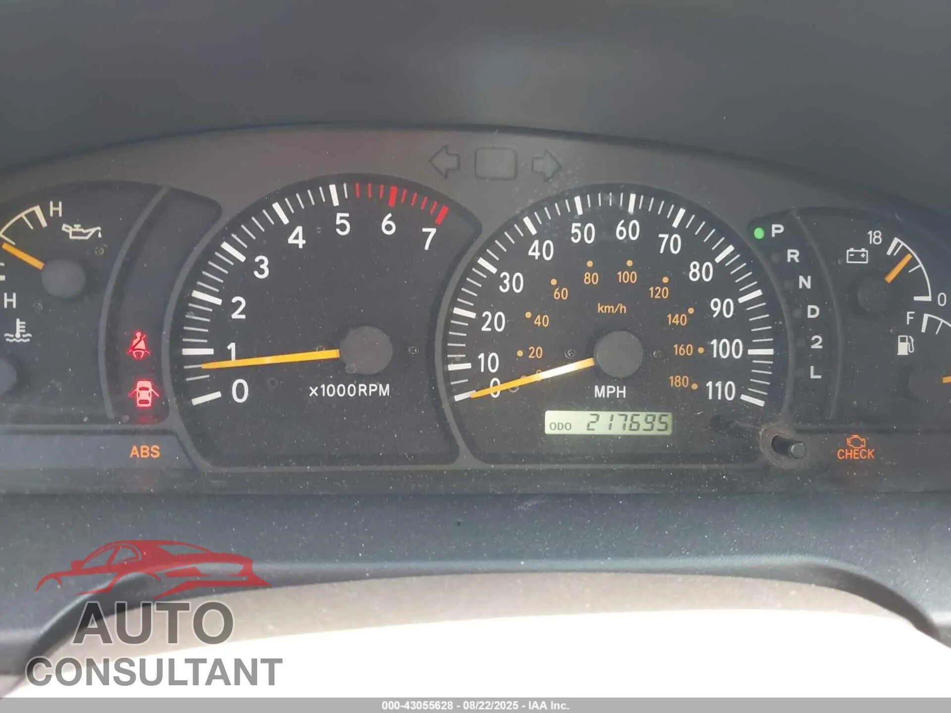 2001 TOYOTA TUNDRA Damaged VIN 5TBBT48111S158097 – exterior detail