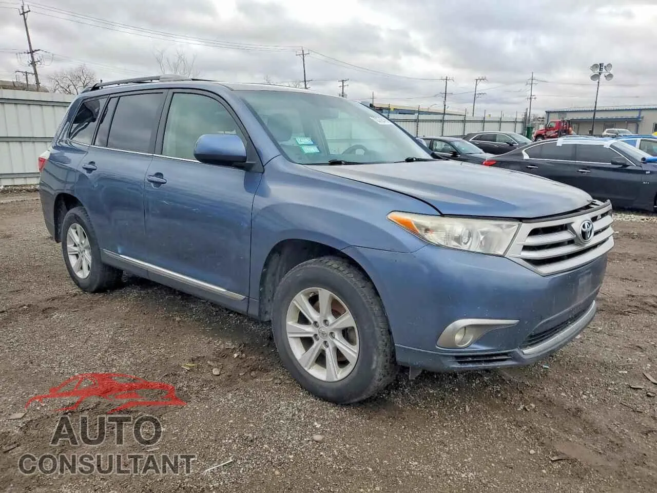 2013 TOYOTA HIGHLANDER Damaged VIN 5TDBK3EH4DS225611 – dashboard