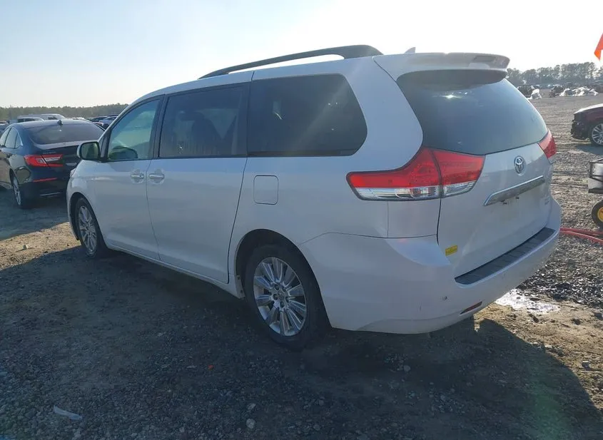 2011 TOYOTA Sienna Used VIN 5TDDK3DCXBS004039 – exterior detail