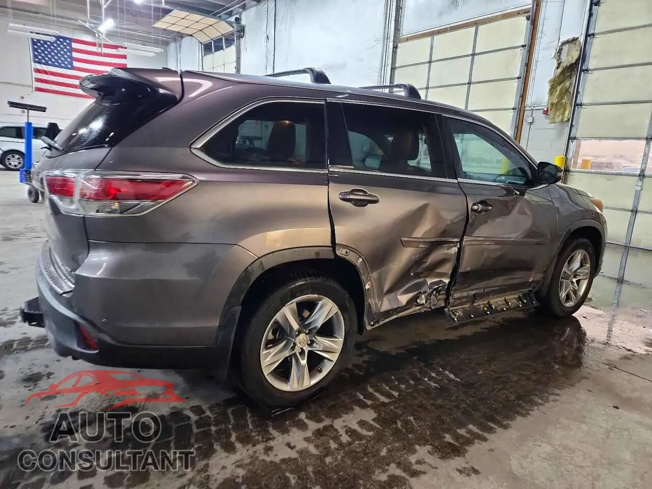 2015 TOYOTA HIGHLANDER Damaged VIN 5TDDKRFH3FS093289 – side profile 2015 TOYOTA HIGHLANDER Damaged VIN 5TDDKRFH3FS093289 – side profile