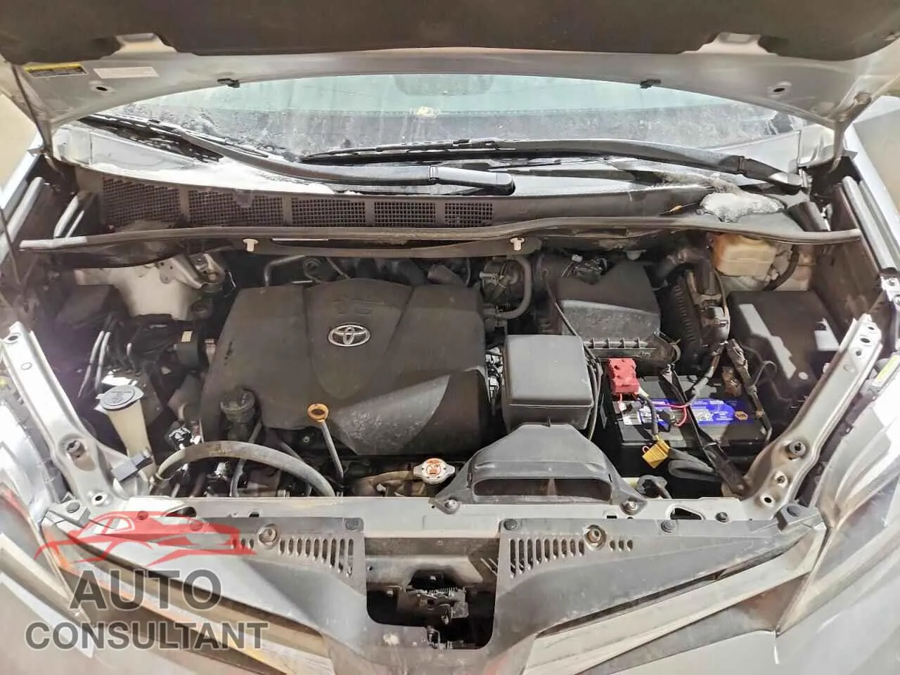 2018 TOYOTA All Models Damaged VIN 5TDDZ3DC4JS205168 – photo 12