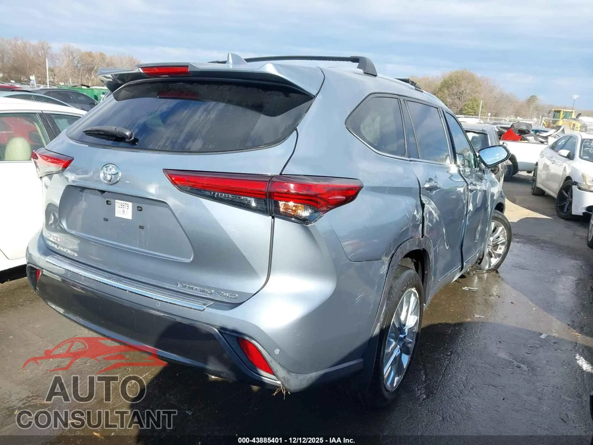 2020 TOYOTA HIGHLANDER Damaged VIN 5TDDZRBH1LS006356 – dashboard