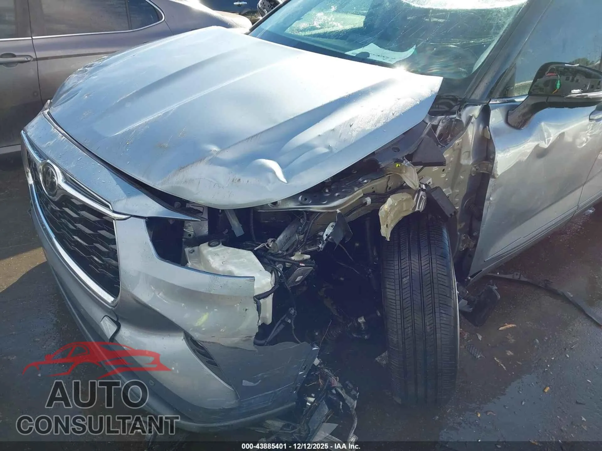 2020 TOYOTA HIGHLANDER Damaged VIN 5TDDZRBH1LS006356 – engine bay