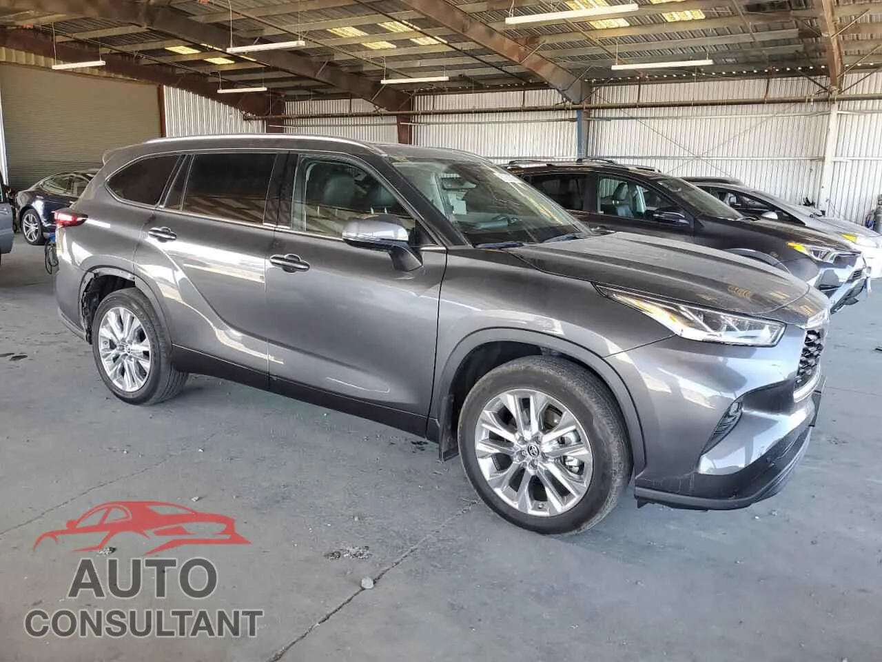 2022 TOYOTA HIGHLANDER Damaged VIN 5TDDZRBH1NS247630 – dashboard
