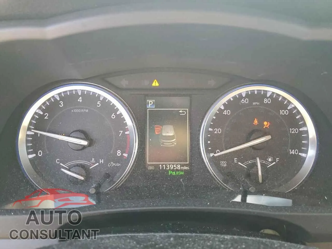 2018 TOYOTA HIGHLANDER Damaged VIN 5TDDZRFH9JS824179 – trunk area