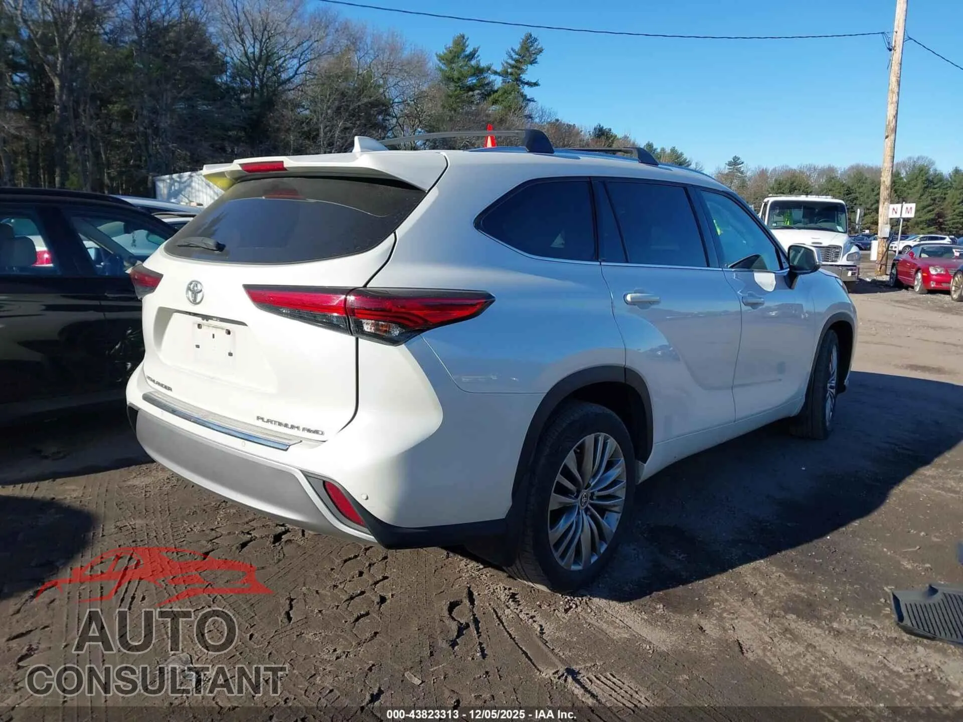 2020 TOYOTA HIGHLANDER Damaged VIN 5TDFZRBH9LS050467 – dashboard