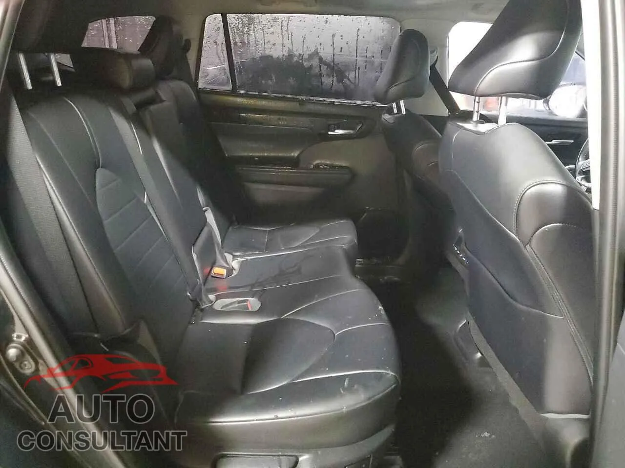 2021 TOYOTA HIGHLANDER Damaged VIN 5TDGBRCH0MS039091 – odometer reading