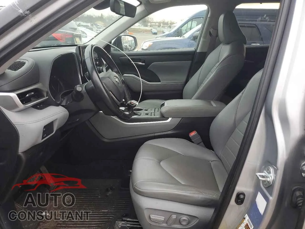 2021 TOYOTA HIGHLANDER Used VIN 5TDGZRBH2MS081968 – exterior detail