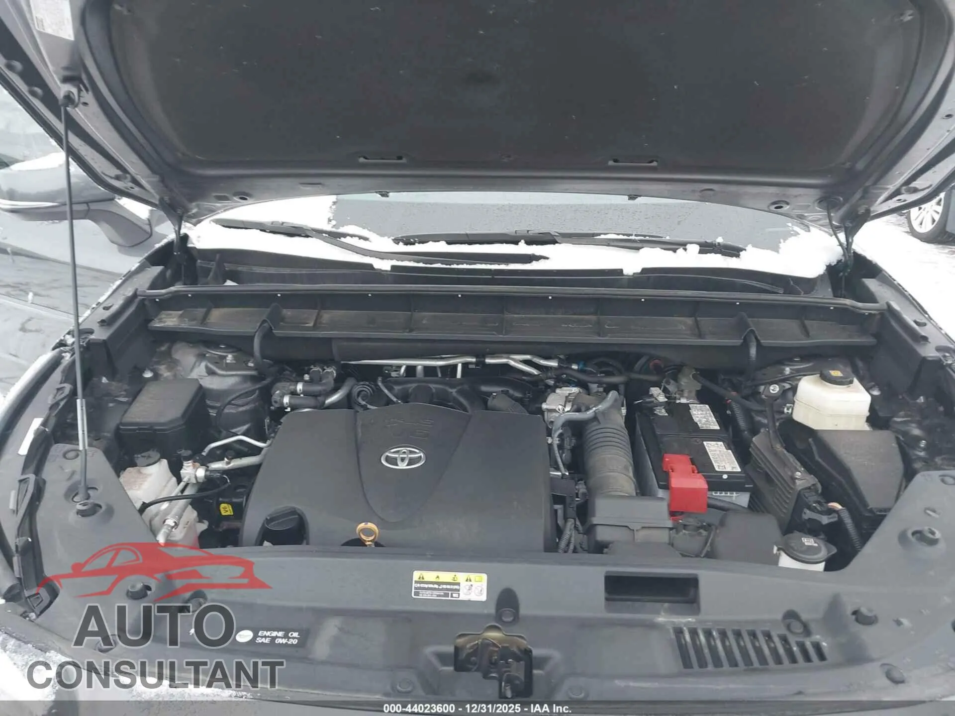 2021 TOYOTA HIGHLANDER Damaged VIN 5TDGZRBH3MS106828 – odometer reading