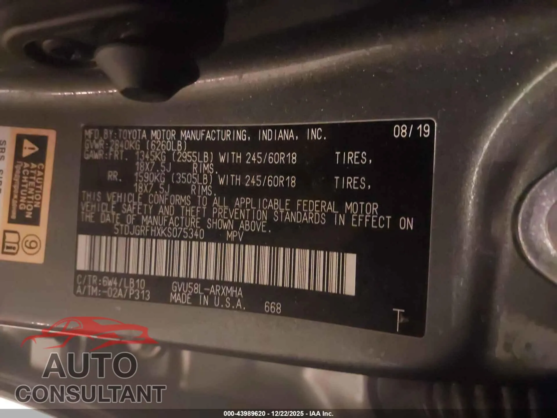 2019 TOYOTA HIGHLANDER HYBRID Damaged VIN 5TDJGRFHXKS075340 – trunk area