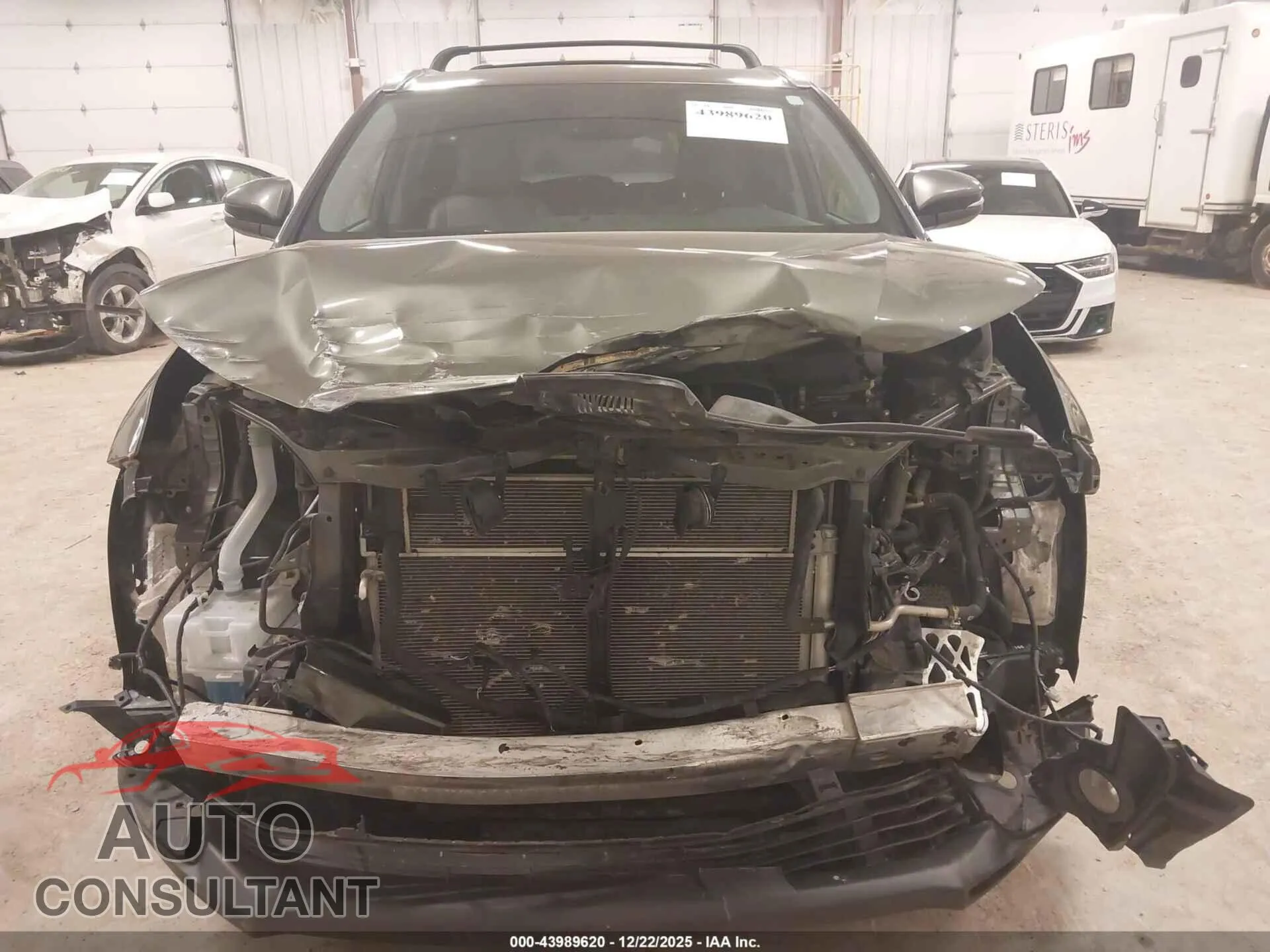 2019 TOYOTA HIGHLANDER HYBRID Damaged VIN 5TDJGRFHXKS075340 – photo 12