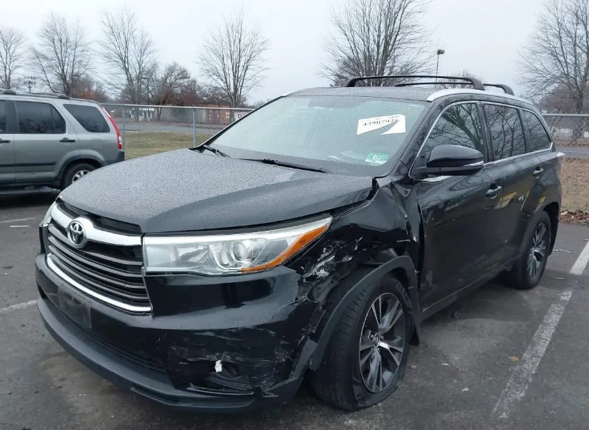 2016 TOYOTA Highlander Used VIN 5TDJKRFH3GS338760 – photo 17