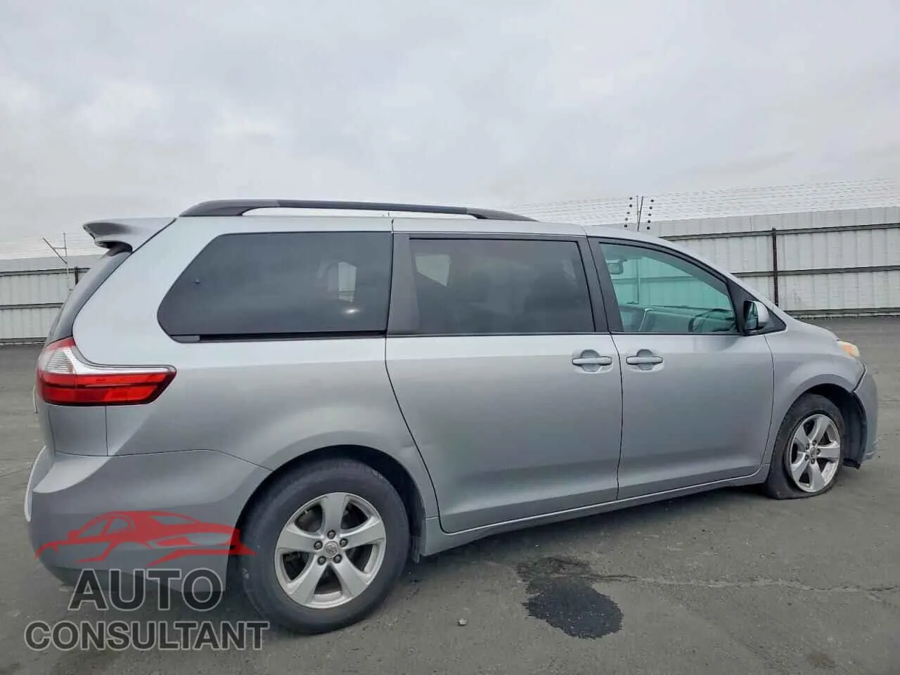 2015 TOYOTA All Models Damaged VIN 5TDKK3DC2FS573299 – side profile