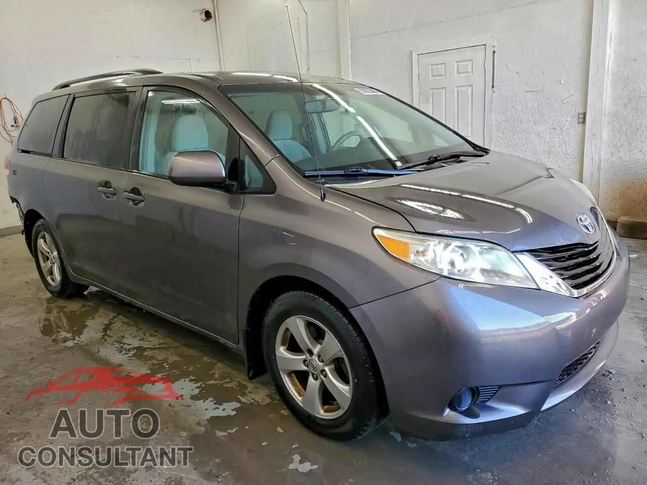 2013 TOYOTA All Models Damaged VIN 5TDKK3DC7DS360099 – dashboard