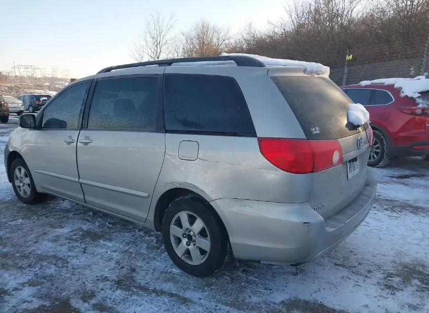 2010 TOYOTA Sienna Used VIN 5TDKK4CC3AS292337 – interior seats