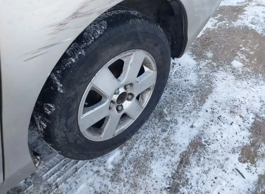 2010 TOYOTA Sienna Used VIN 5TDKK4CC3AS292337 – exterior detail